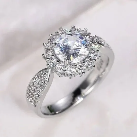 1.5 Carat Round Cut Diamond - F VS2 - 1.61ct - 223532