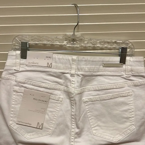 26. Soft Surroundings The Ultimate Denim Pull on Shorts in White, Size Medium