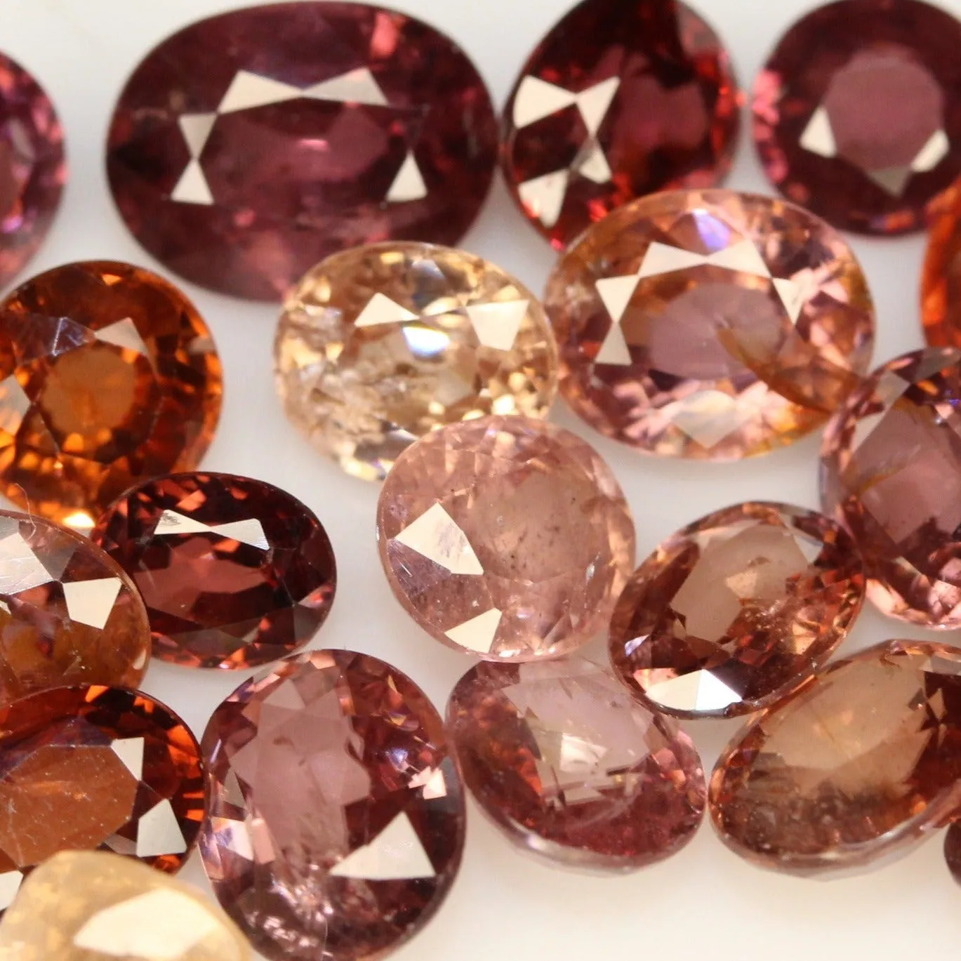 45 carats Loose Zircon Stones Bulk