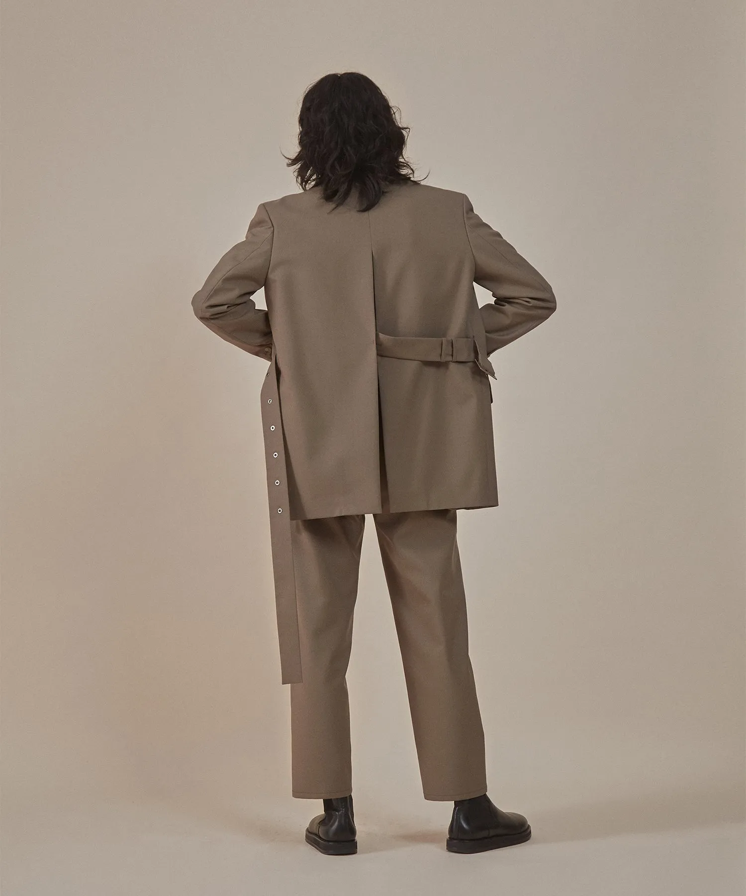 [50% OFF] Taupe | Center back slit tailored blazer