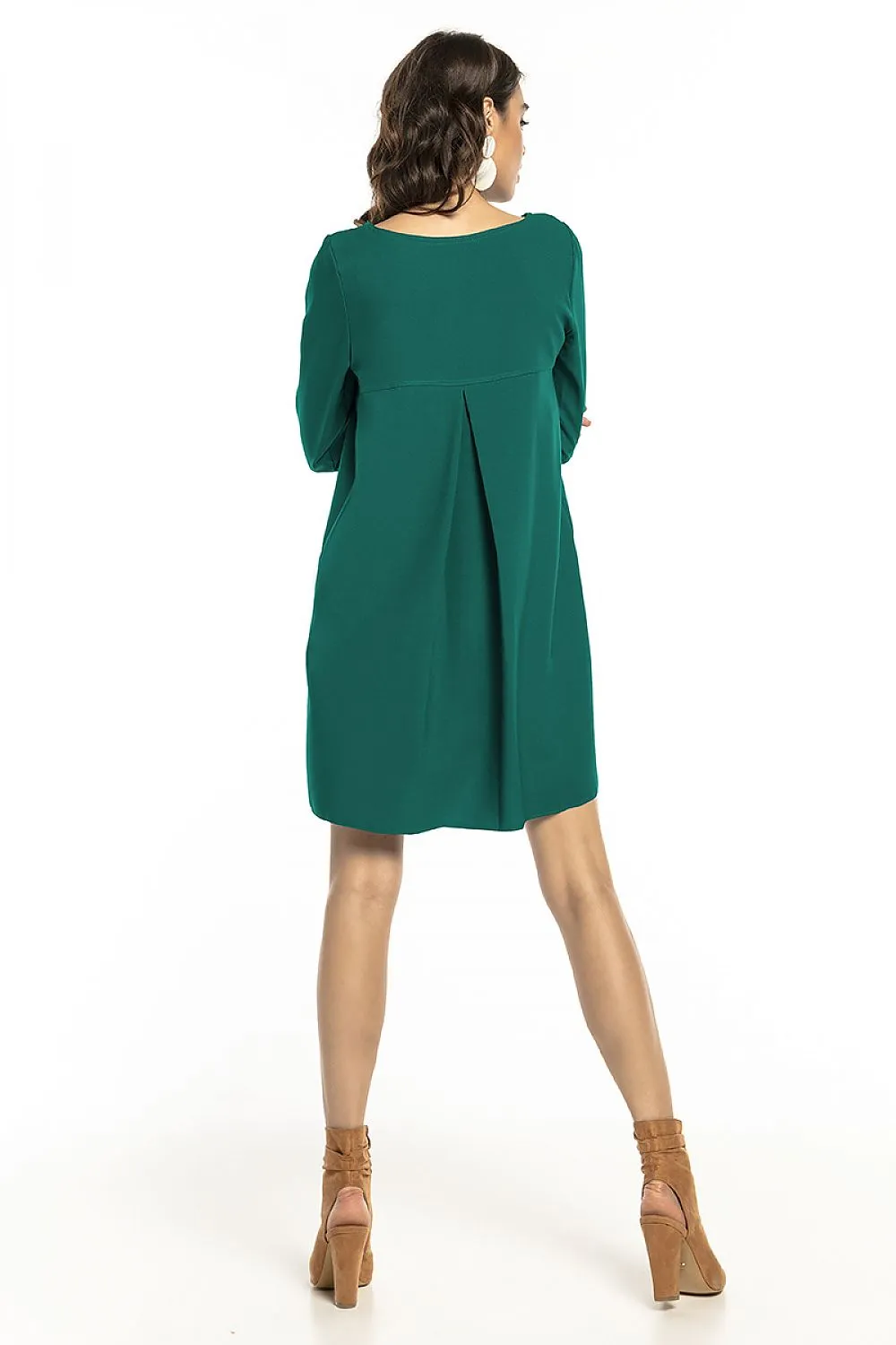 Back Pleat Daydress with Loose Fit