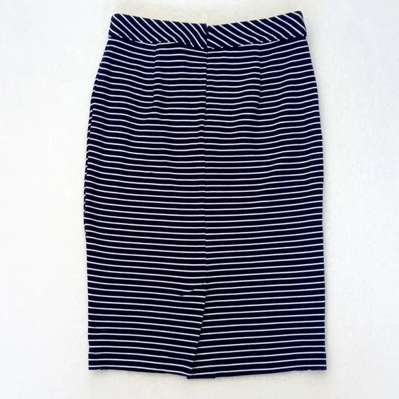 Banana Republic Rayon Blend Navy &amp; White Striped Pencil Skirt / Wiggle Skirt 0P