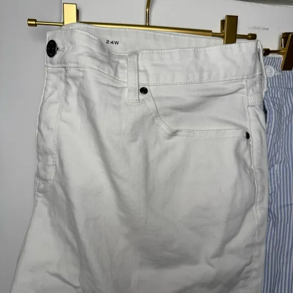 Bundle of four St. John’s Bay Bermuda style shorts size 24W Petite NEW