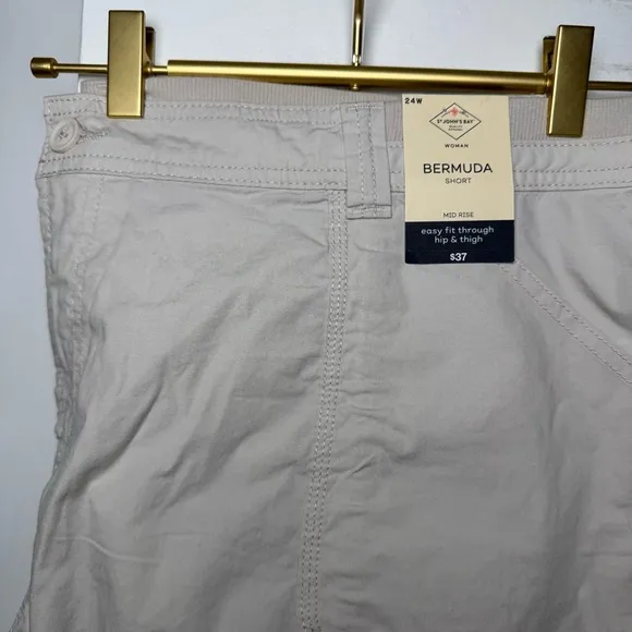 Bundle of four St. John’s Bay Bermuda style shorts size 24W Petite NEW