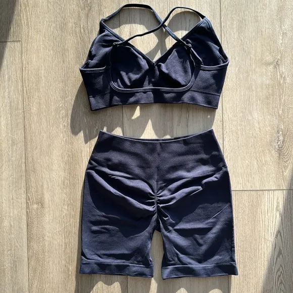 CORE SEAMLESS SET