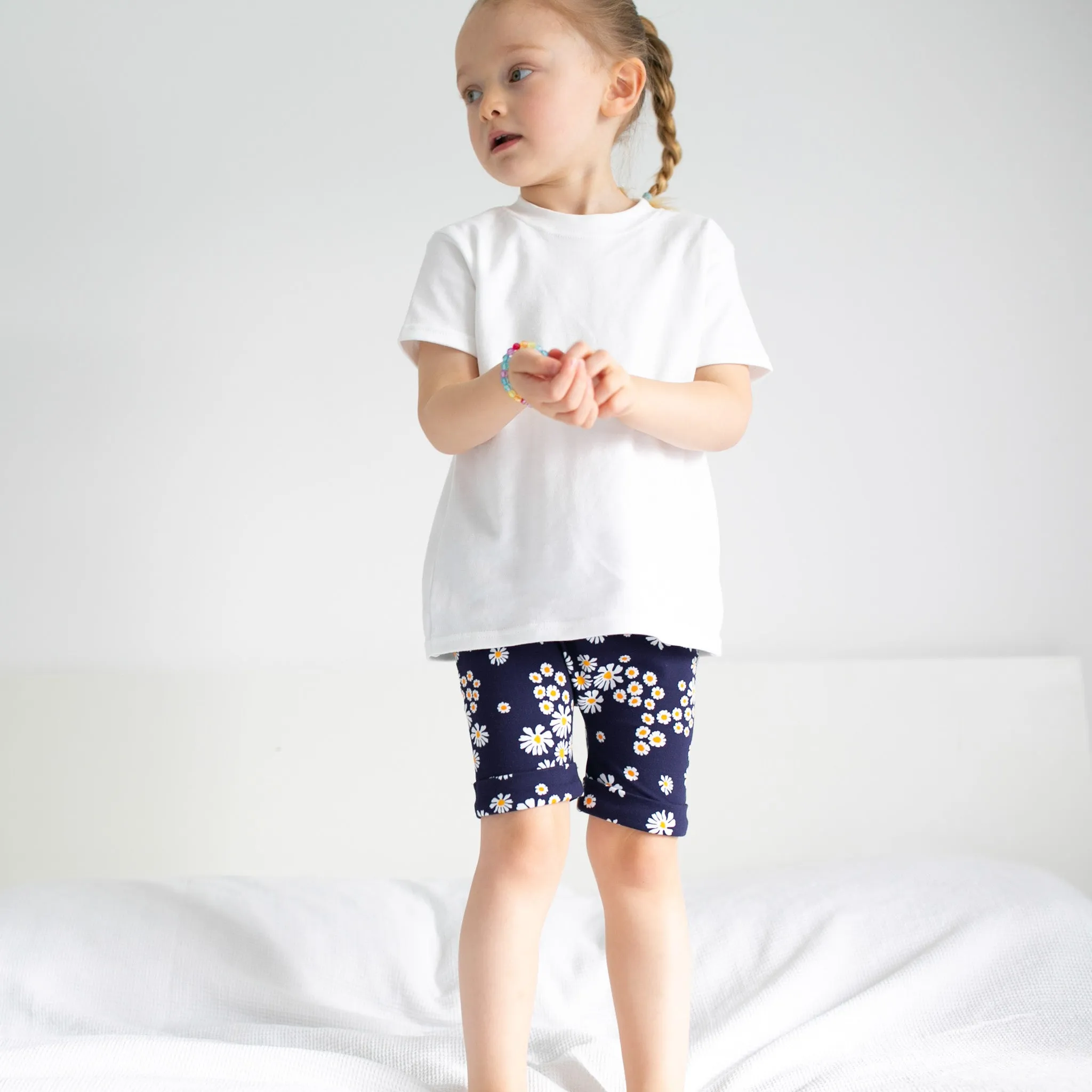 Daisy print Shorts