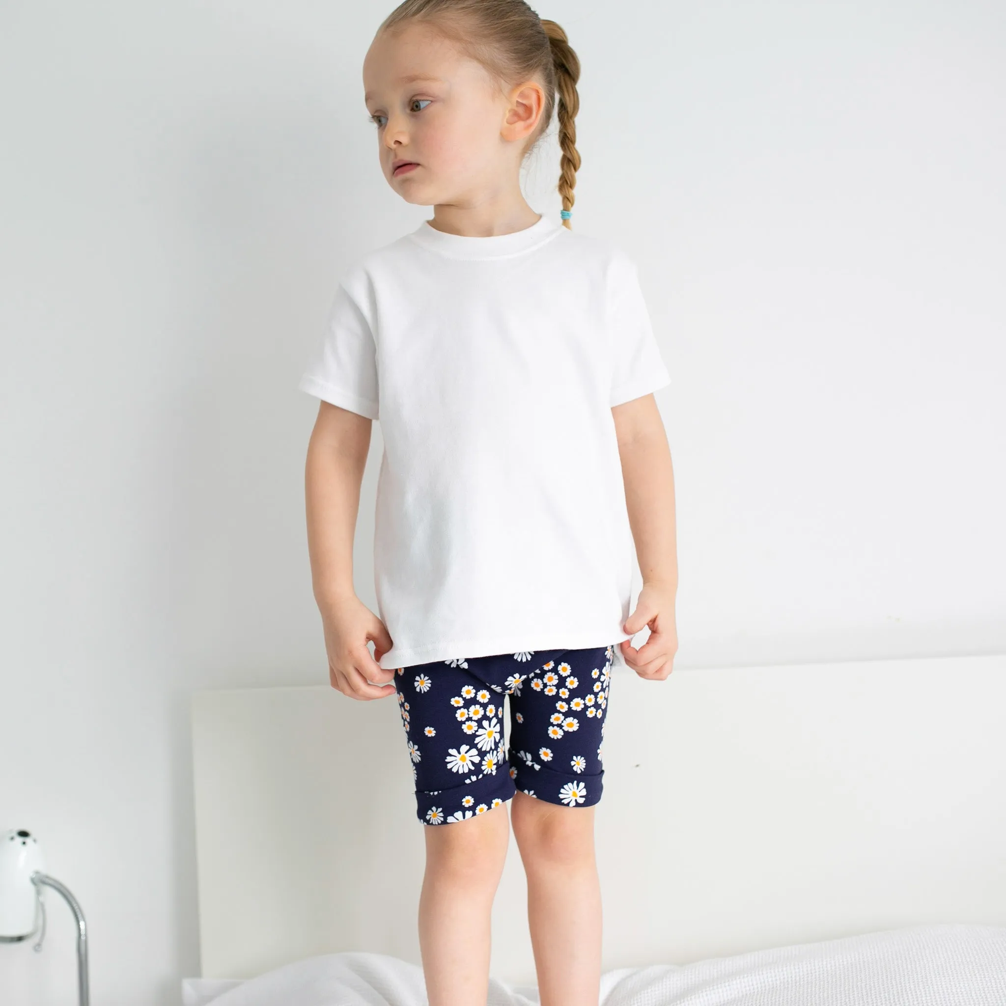 Daisy print Shorts