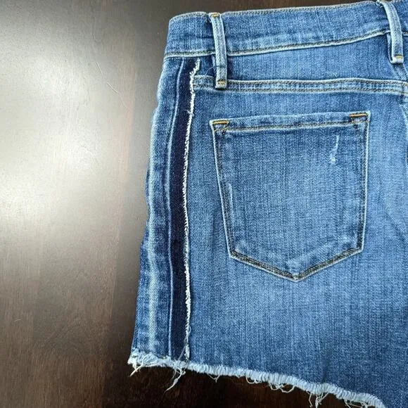 Frame Le Cutoff Cleo Tux Jean Shorts