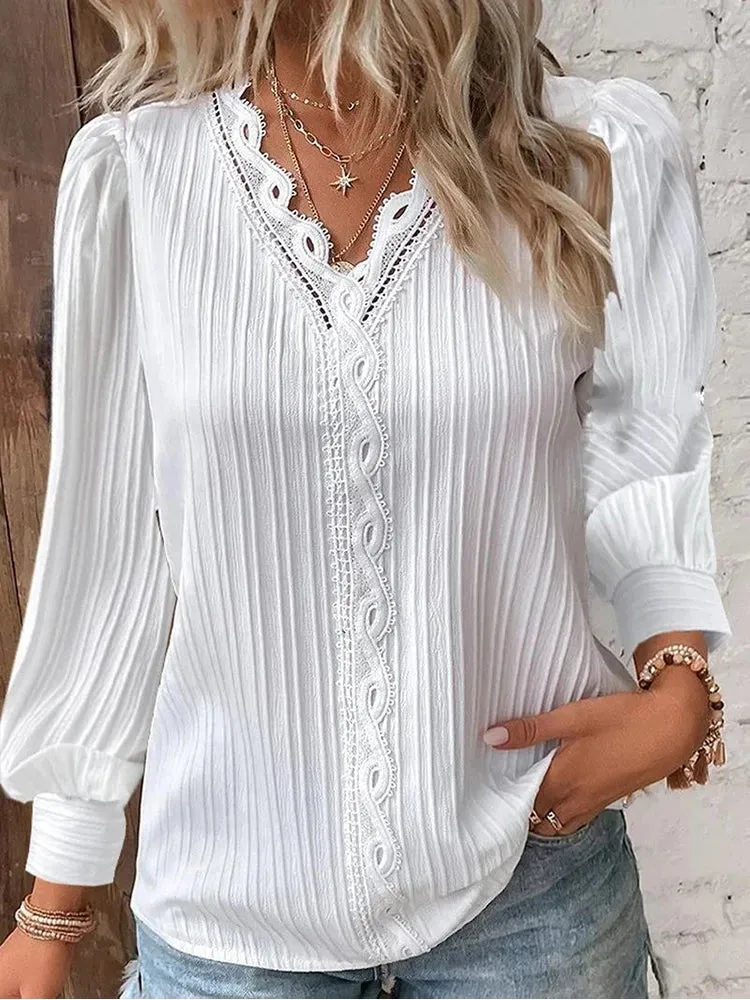 Gail | Chic Blouse with Print