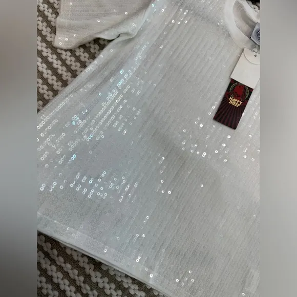 Happy sheep white sequin cotton sweater short sleeve t shirt top. Size small NWT