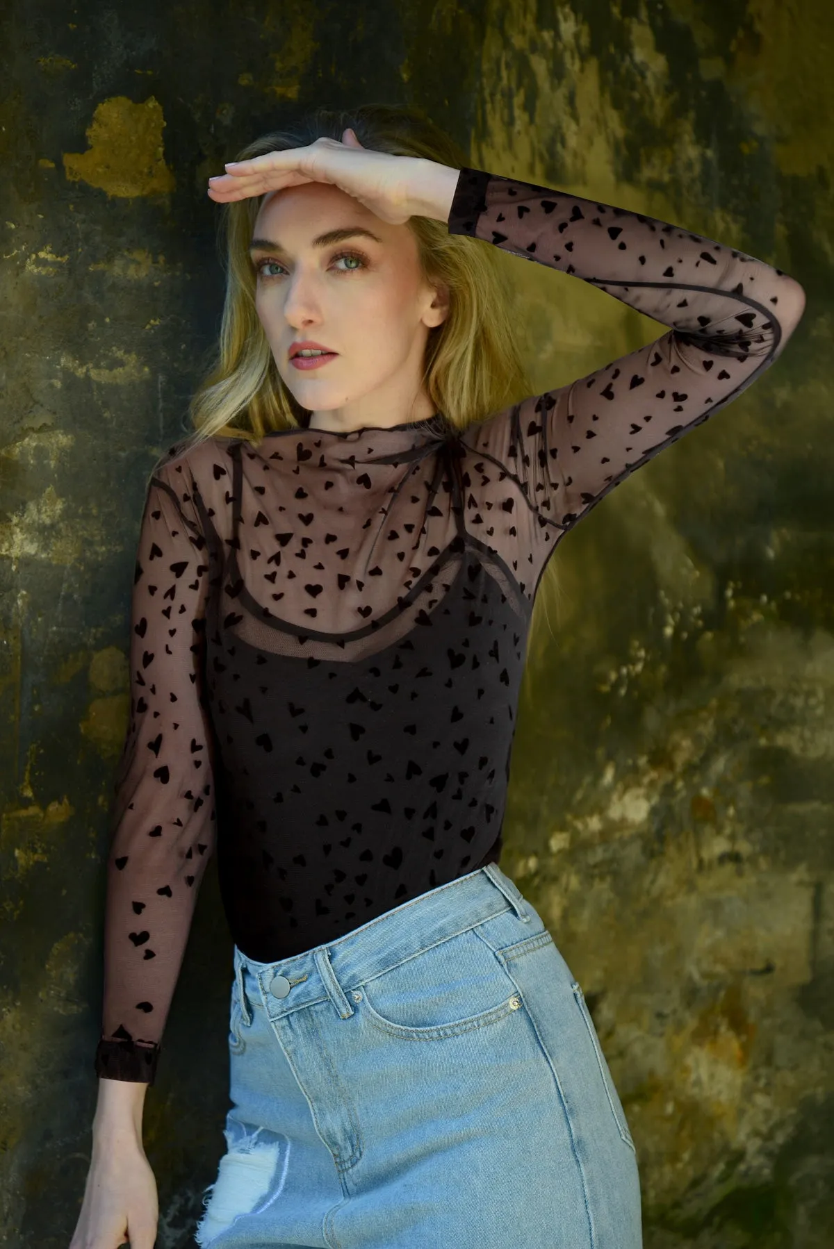HEART TO HEART TOP