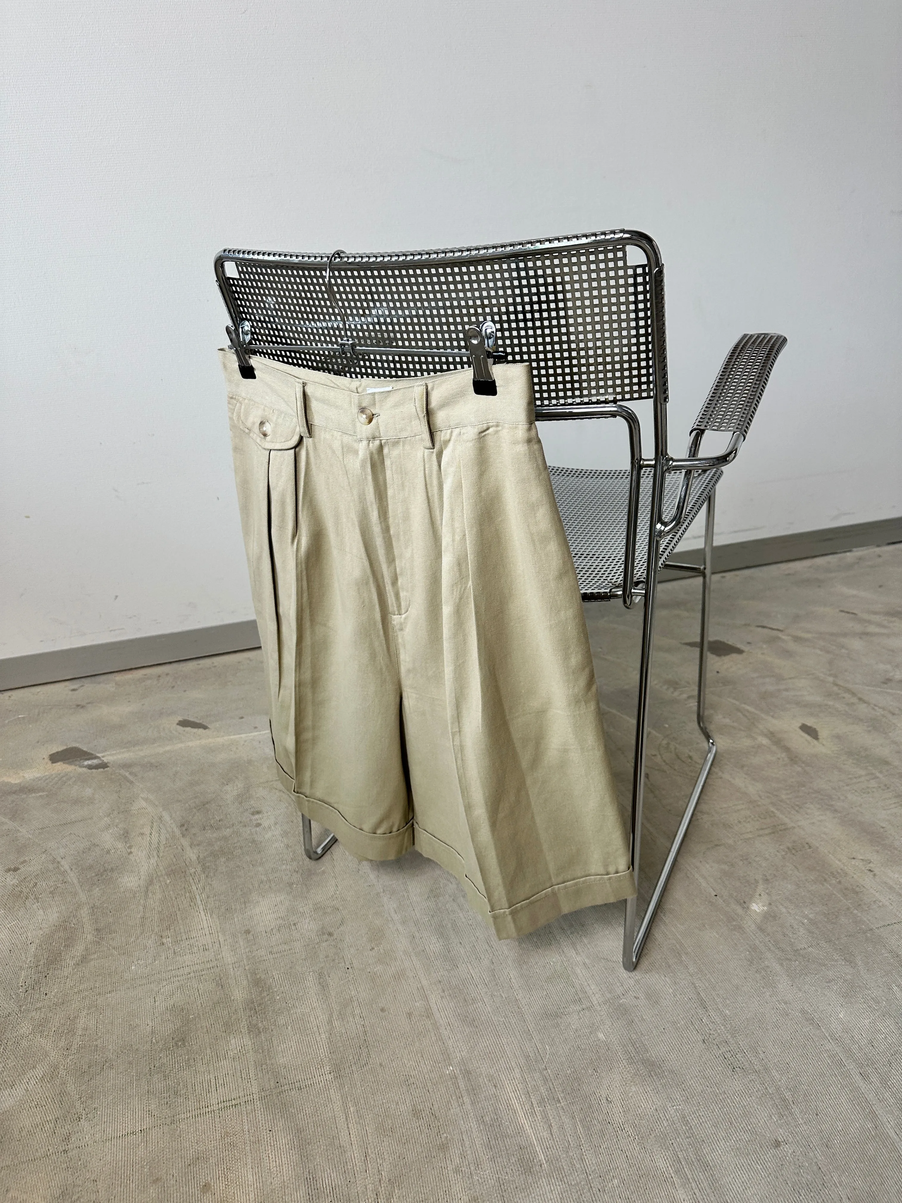 High waist shorts | Soft Beige