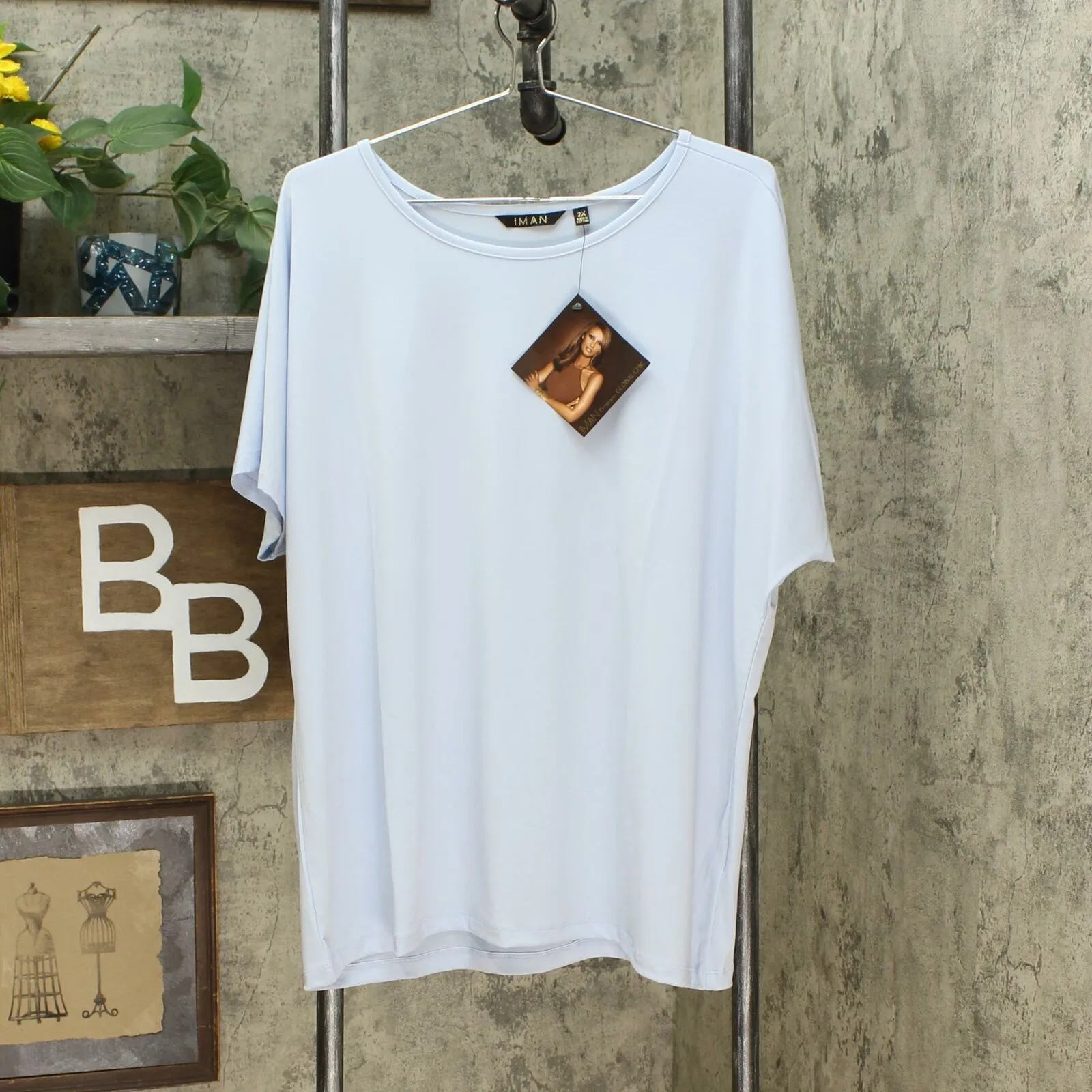 IMAN Women's Plus Size 2 Pack City Chic Short Sleeve T-Shirts With Necklace