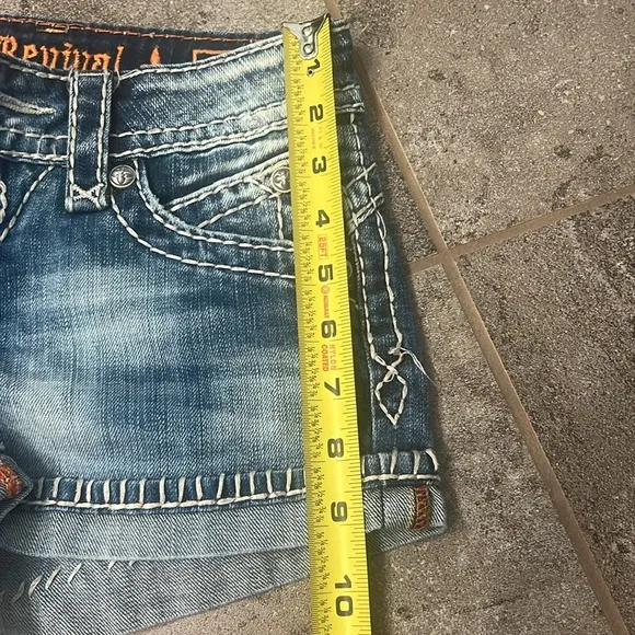 Light wash rock revival Jean shorts