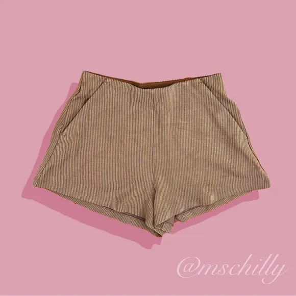 Lululemon Ribbed Softstreame Soft Stream High Rise Shorts Nomad Brown Sz 4