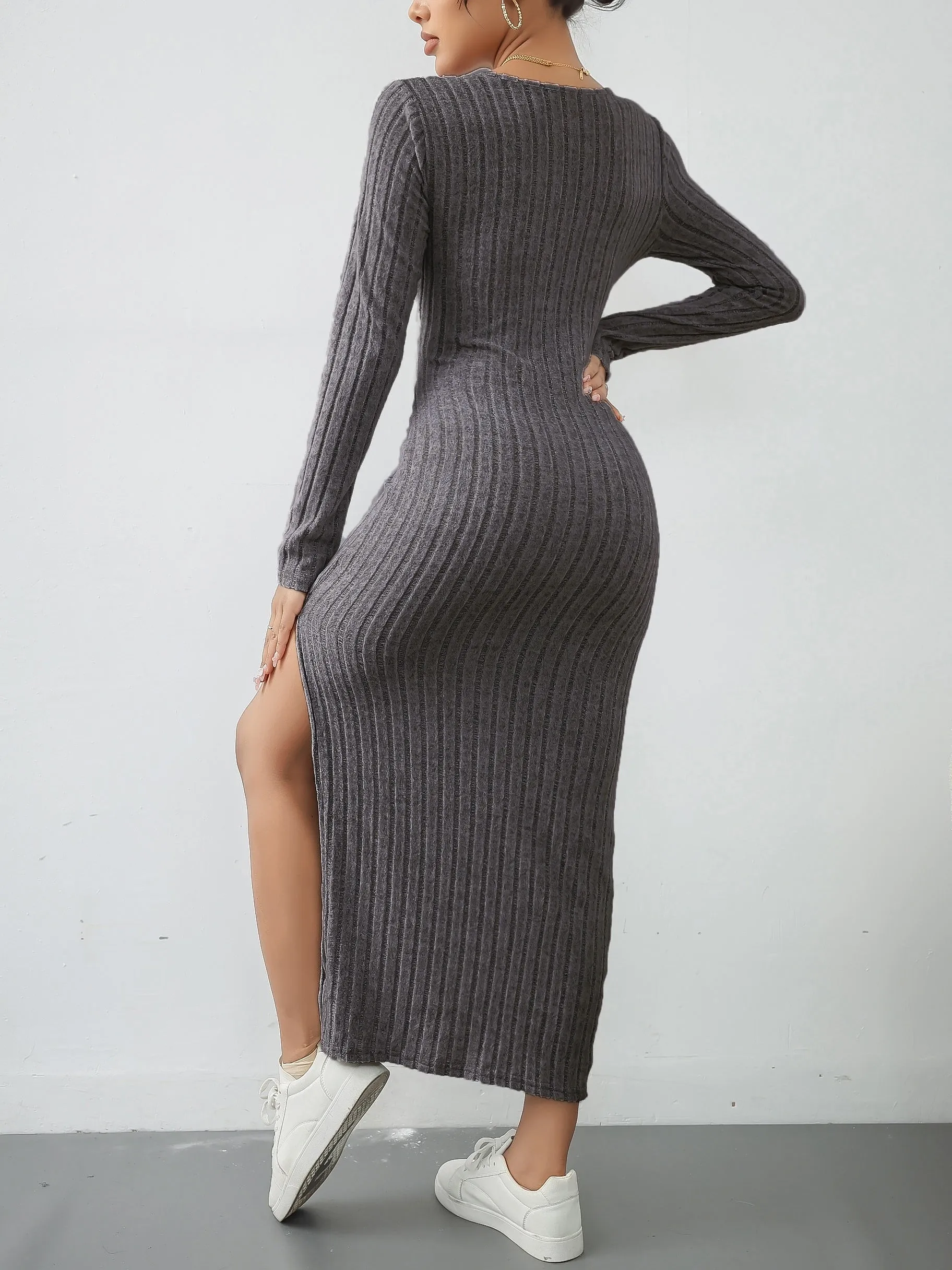 Mattea® | Essence Slim-Fit Dress Timeless Style