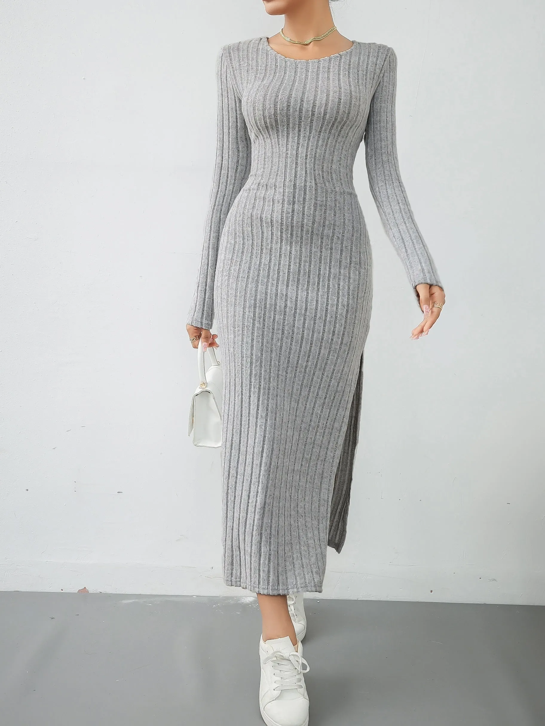 Mattea® | Essence Slim-Fit Dress Timeless Style