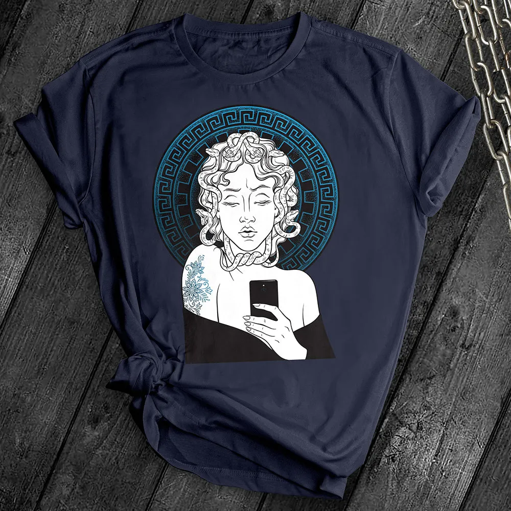 Medusa Selfie Tee