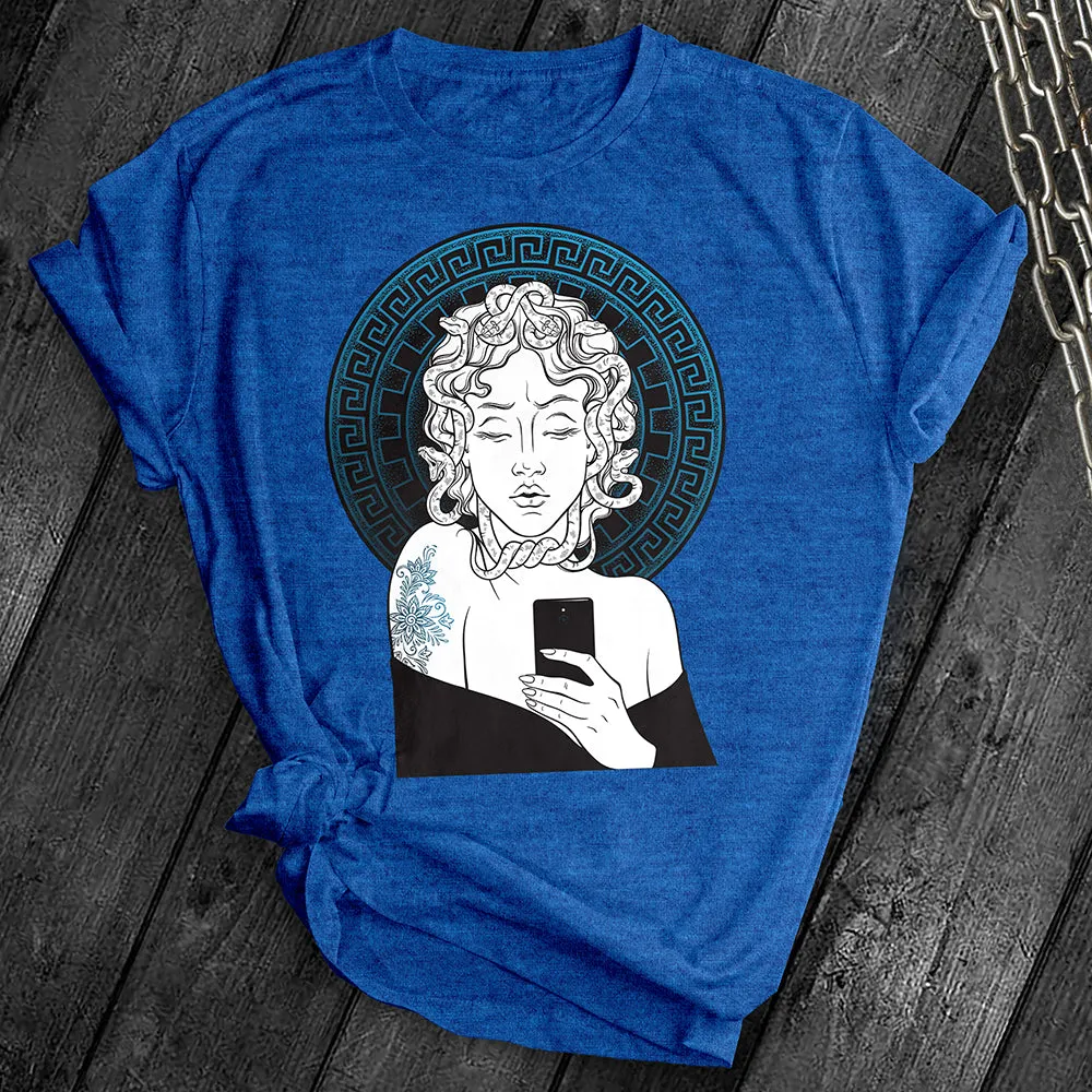 Medusa Selfie Tee