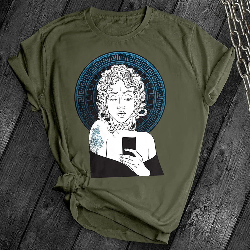 Medusa Selfie Tee