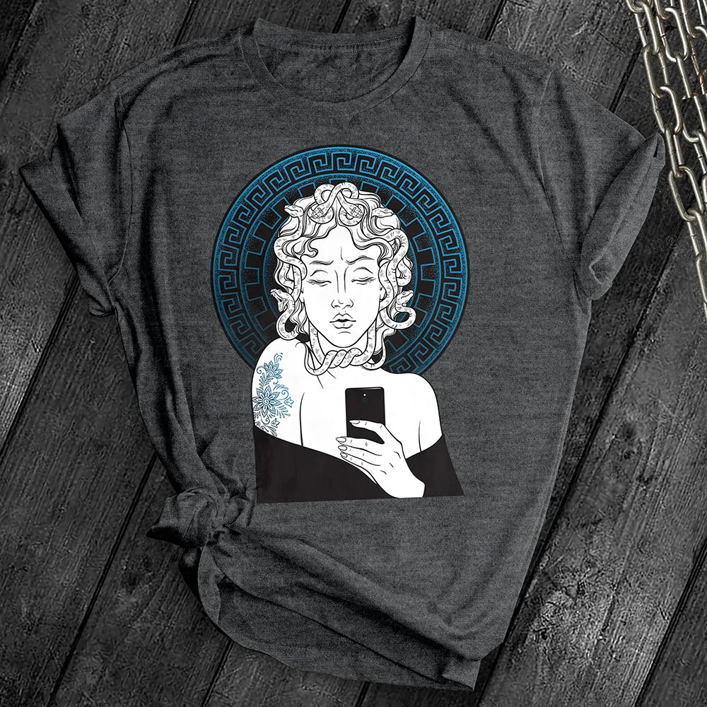 Medusa Selfie Tee