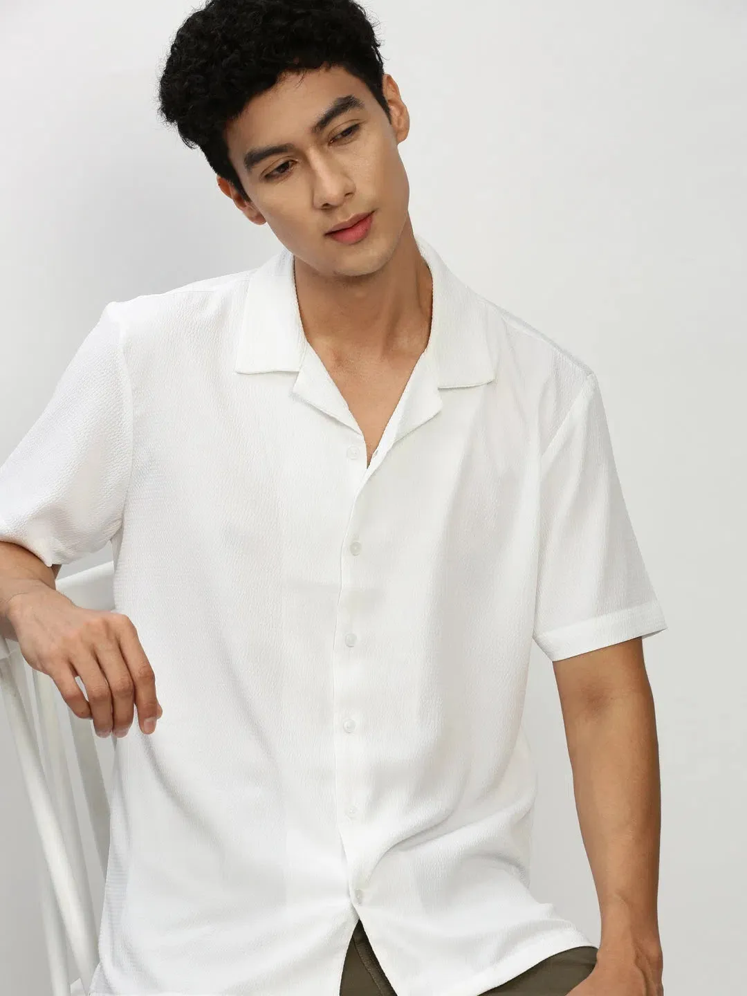 Men White Solid Casual Casual Shirts-AGASTHYA-1595-White