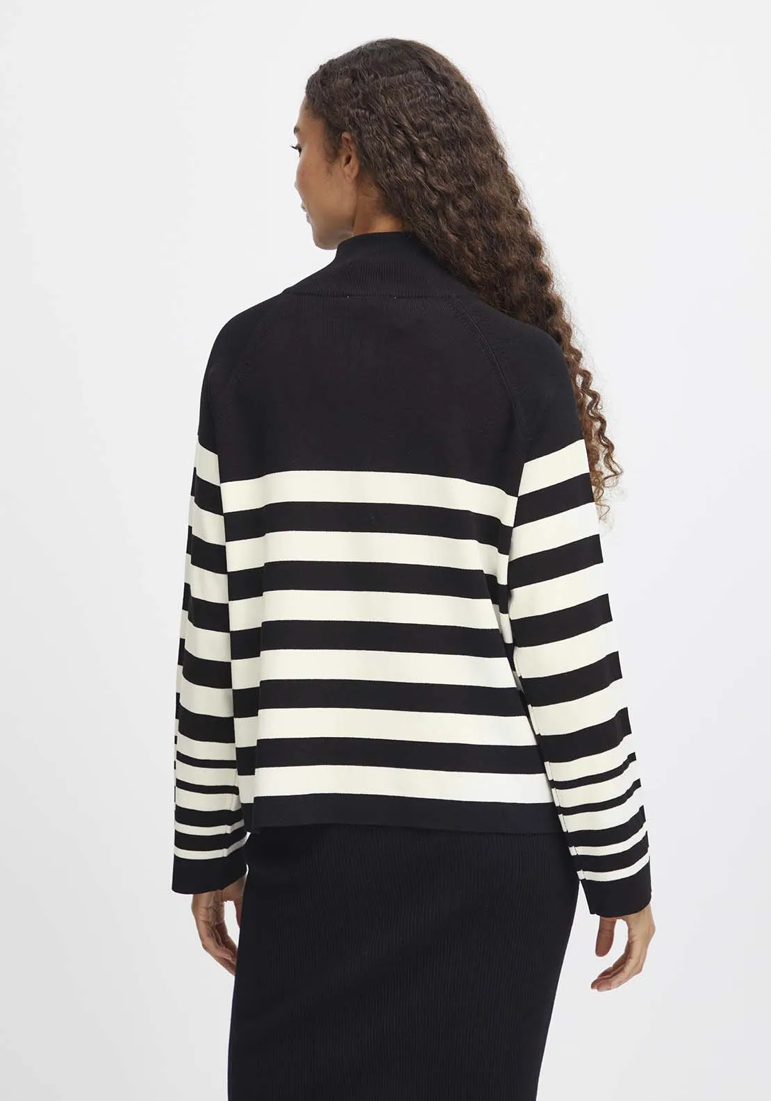 Mmorla Loose Fit V Neck Jumper - Black