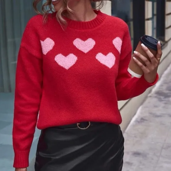 New heart print long sleeve sweater