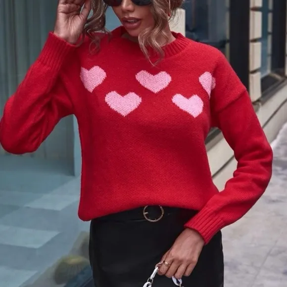 New heart print long sleeve sweater