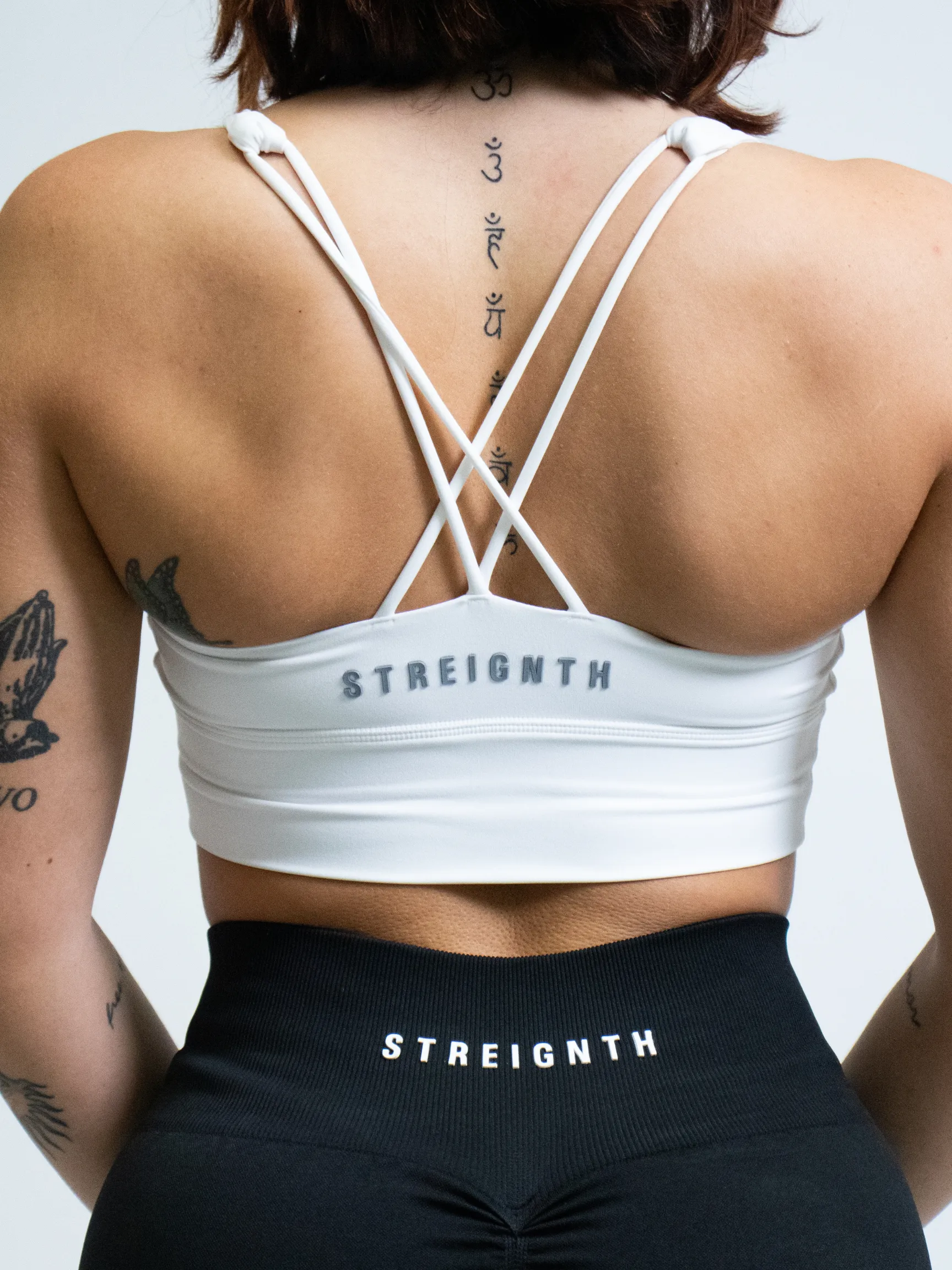 NEW- "STREIGNTH" CROSSBACK SPORTS BRA