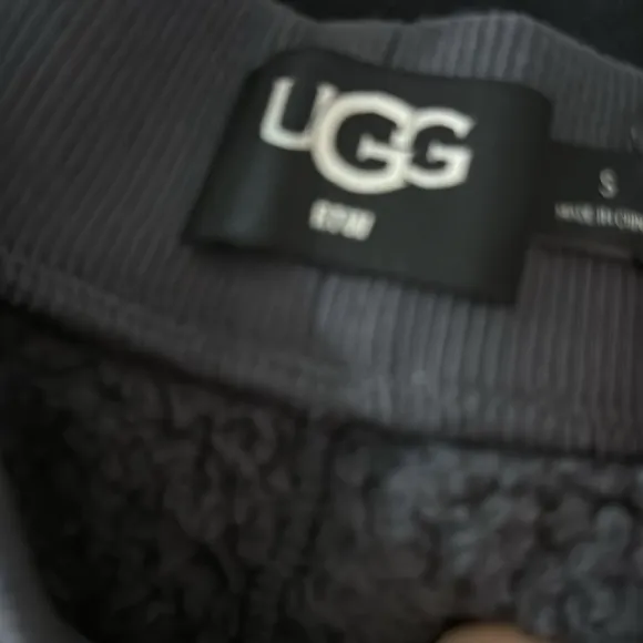 New UGG Camilia Sherpa Shorts Women's Size-S, Furry Fleece Soft Elastic Waist
