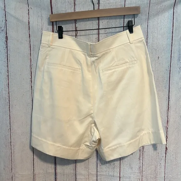 NWOT Everlane The Draper Short in Buttersmooth