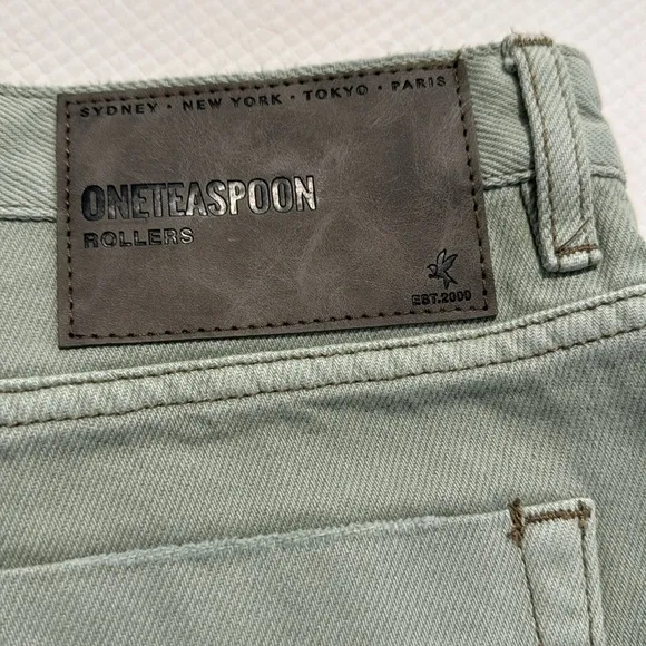 ONE TEASPOON ROLLERS NWT Fade Kahki Size 24 SHORTS!!!