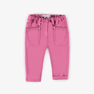 Pantalon rose en denim extensible coupe décontractée, bébé || Pink stretch relaxed fit denim pants, baby
