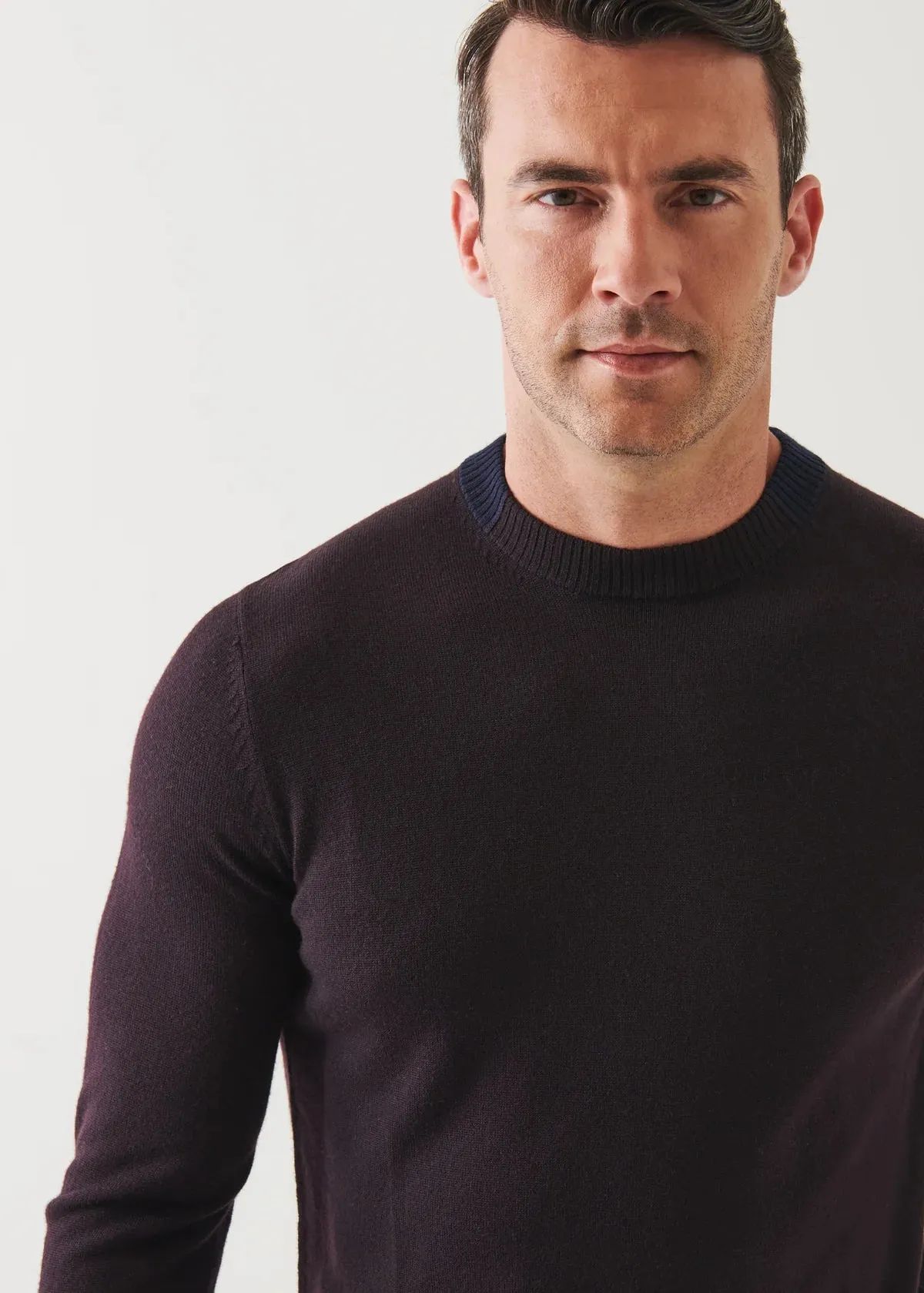 PATRICK ASSARAF Collar Contrast Crew Sweater | Bordeaux