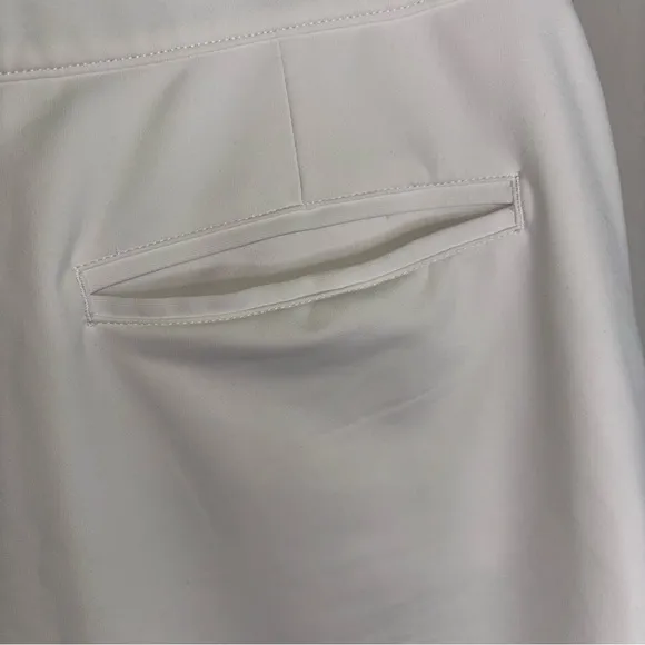 Peter Millar white golf skirt skort stretch jersey EXCELLENT CONDITION