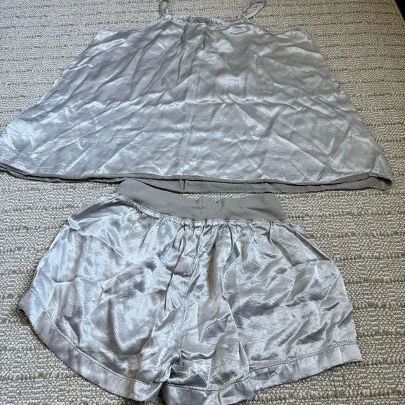 PJ Harlow Pajama Mikel Silver Silky Shorts &amp; Anne Sleeveless Tank Top | M