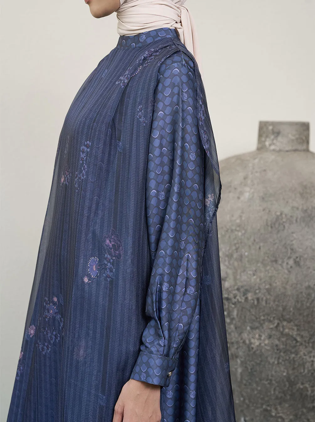 QISYA LAYERED DRESS NAVY