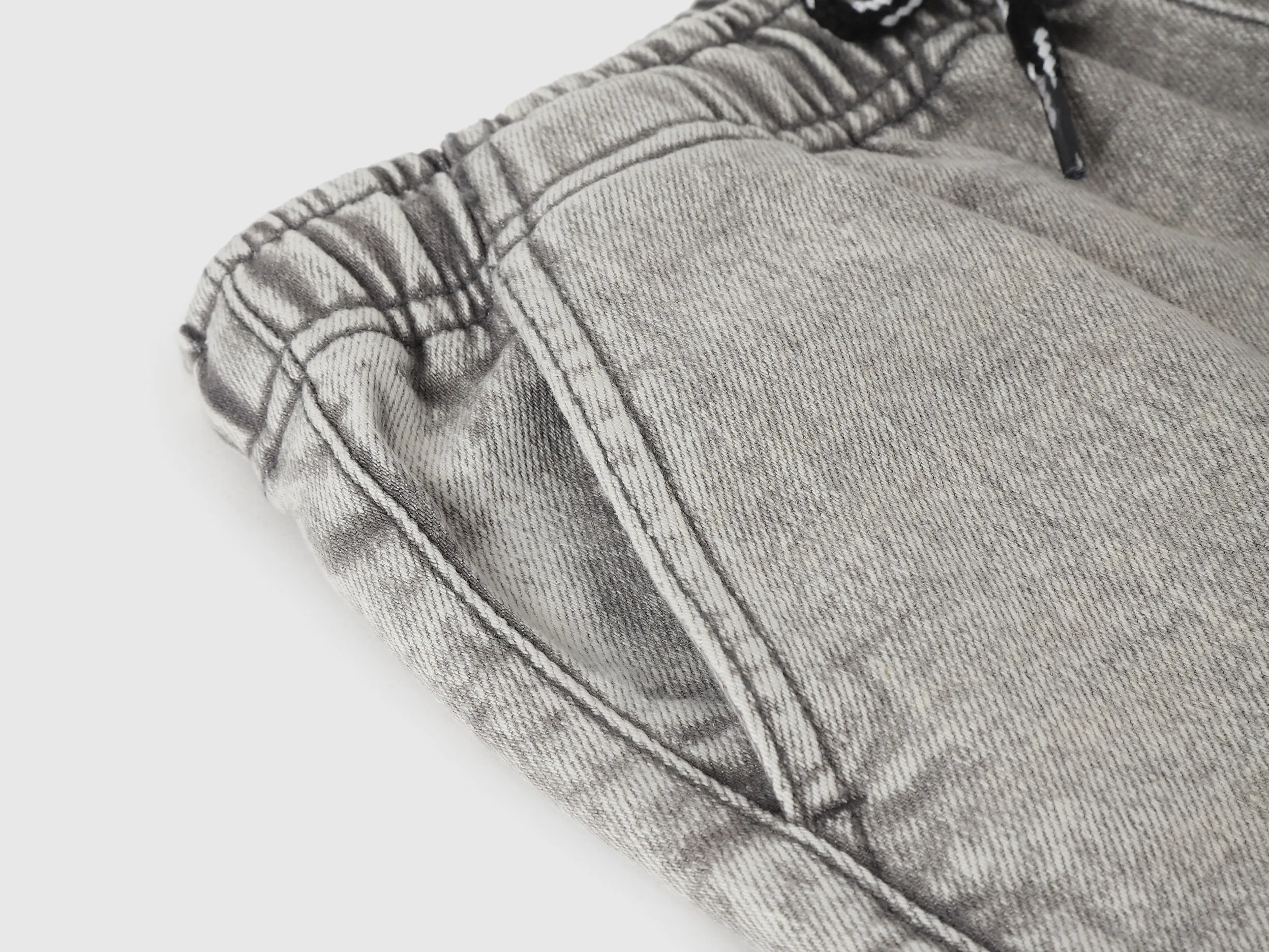 Solid Pattern Shorts