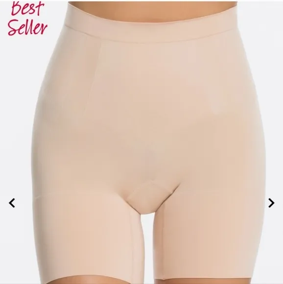 SPANX OnCore Mid Thigh Short Medium New Soft Nude