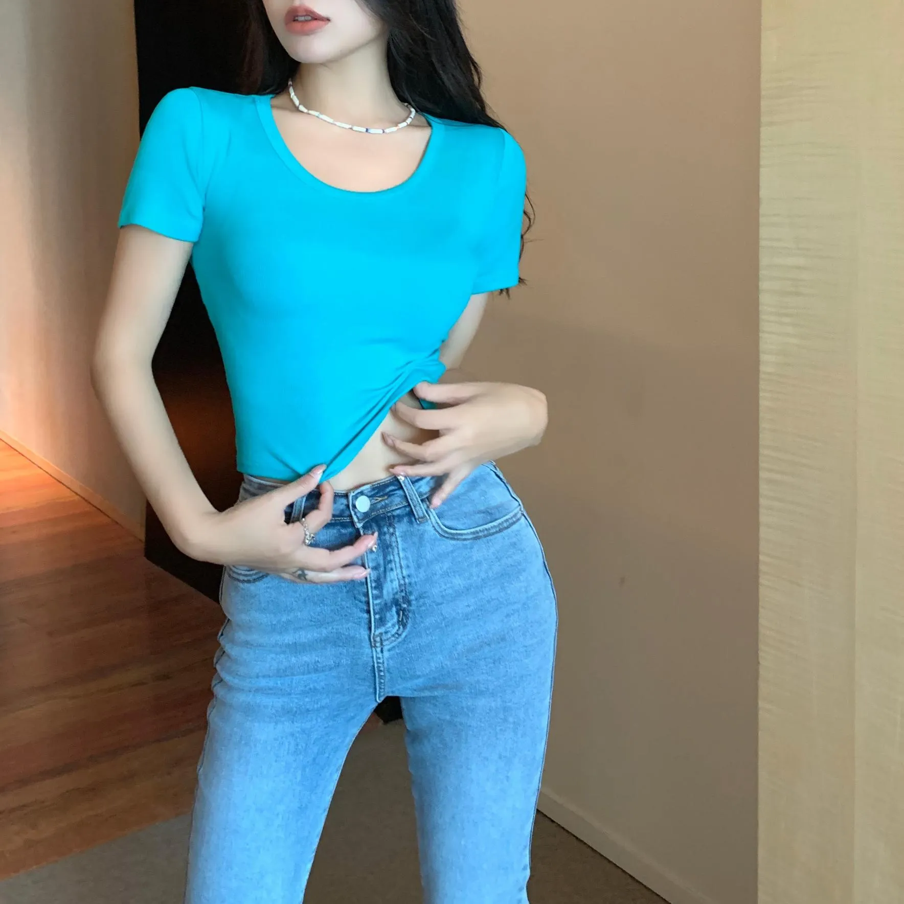 Stylish Solid Color Ultra Cropped T-Shirt for Women