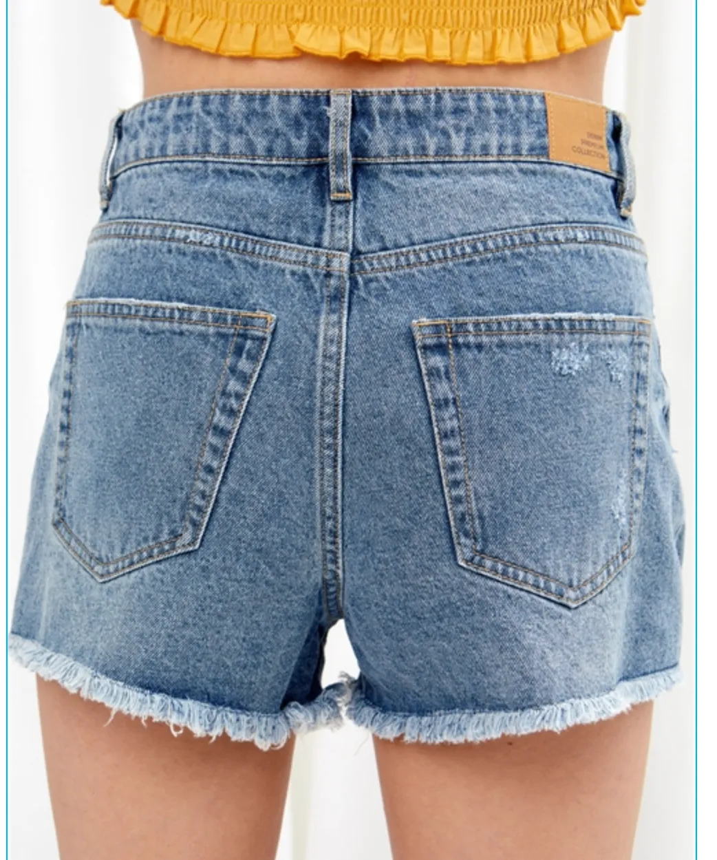 The Sexy Mom Short