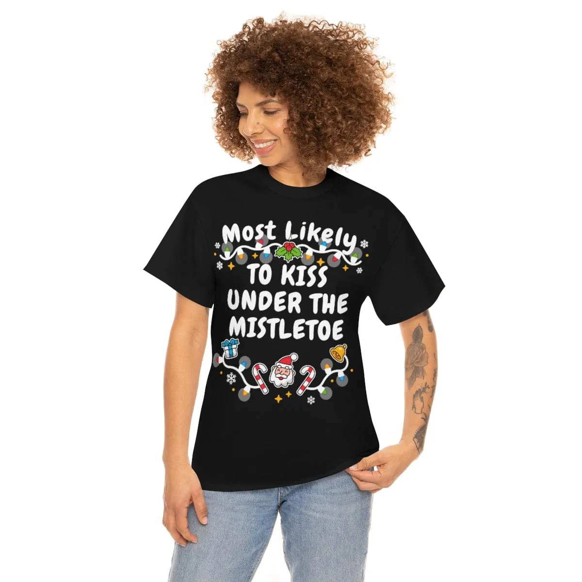 TO KISS UNDER THE MISTLETOE