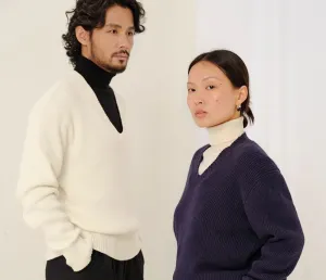 Unisex U-neck Knit Sweater