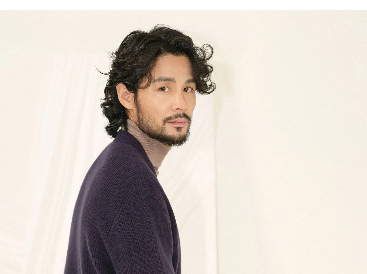 Unisex U-neck Knit Sweater