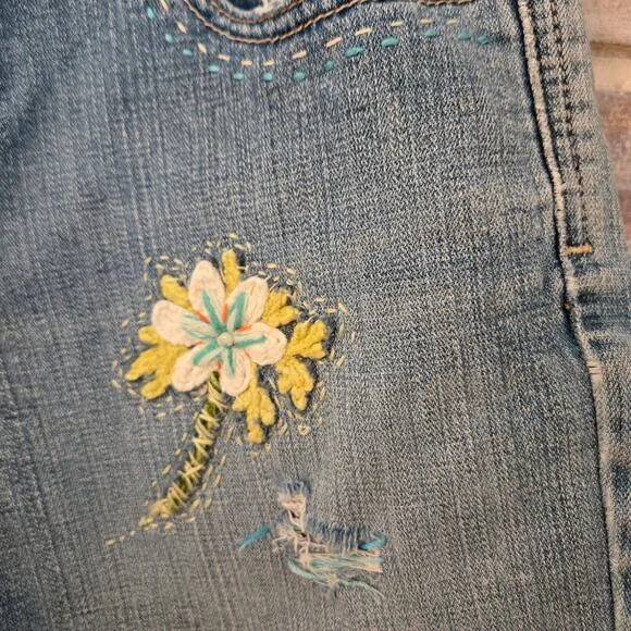 Upcycled Handmade Levi's Denim Frayed Shorts Embellished floral vtg lace Size 10