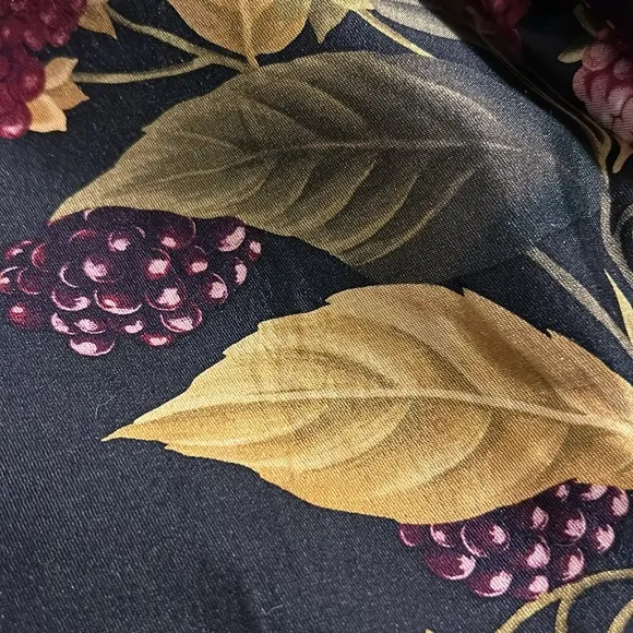 Vintage Linda Allard Ellen Tracy blackberry botanical print well made silk wool