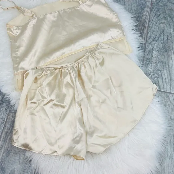 Y2K Vintage Victorias Secret Ivory Cream Satin Velvet Two Piece Lingerie Set